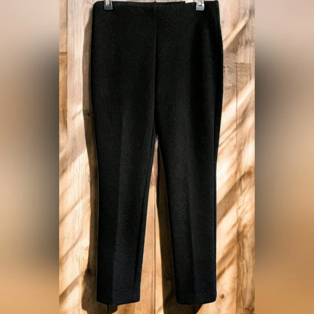 Chico's Black Knit Jacquard Pants - Picture 2 of 5